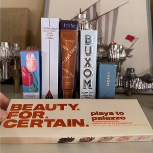 Luxe Beauty Bundle: Charlotte Tilbury, Tarte, Merit, Buxom, Bloomeffects 6 piece